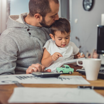 Co daje ojcom relacja z dzieckiem i co daje dziecku relacja z ojcem?